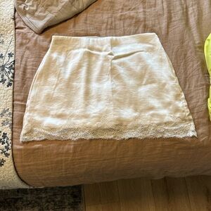 Abercrombie & Fitch Cream Lace Mini Skirt